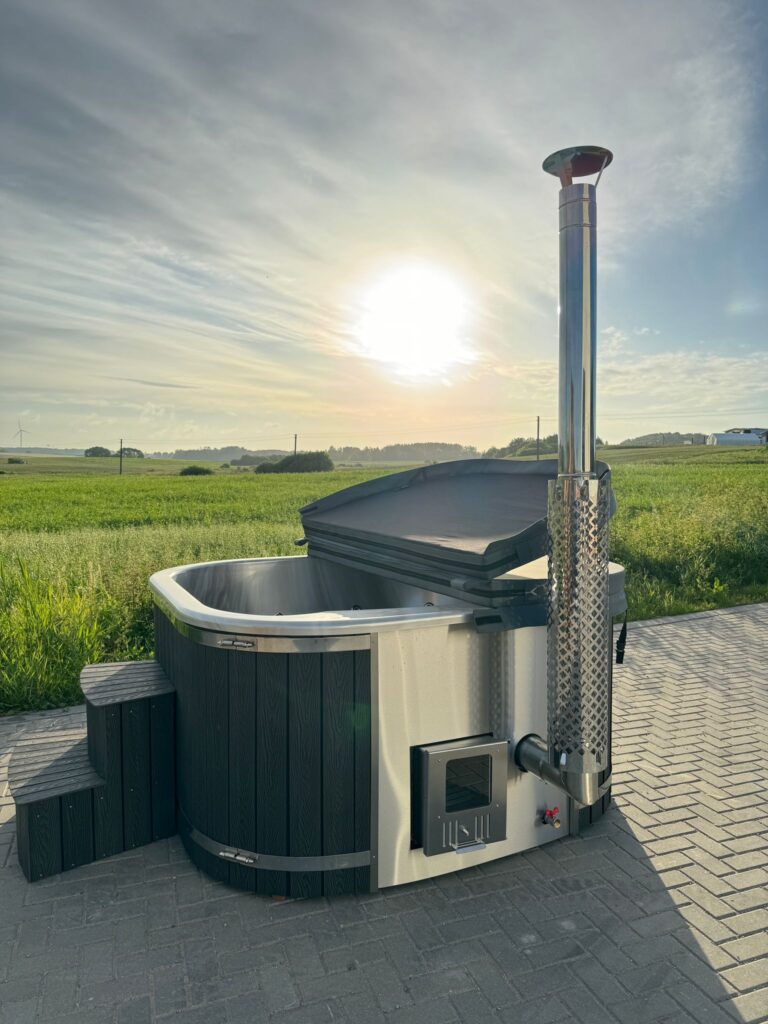Die gesundheitlichen Vorteile von regelmäßigem Whirlpool Besuch Quadrat-Whirlpool mit Thermodeckel